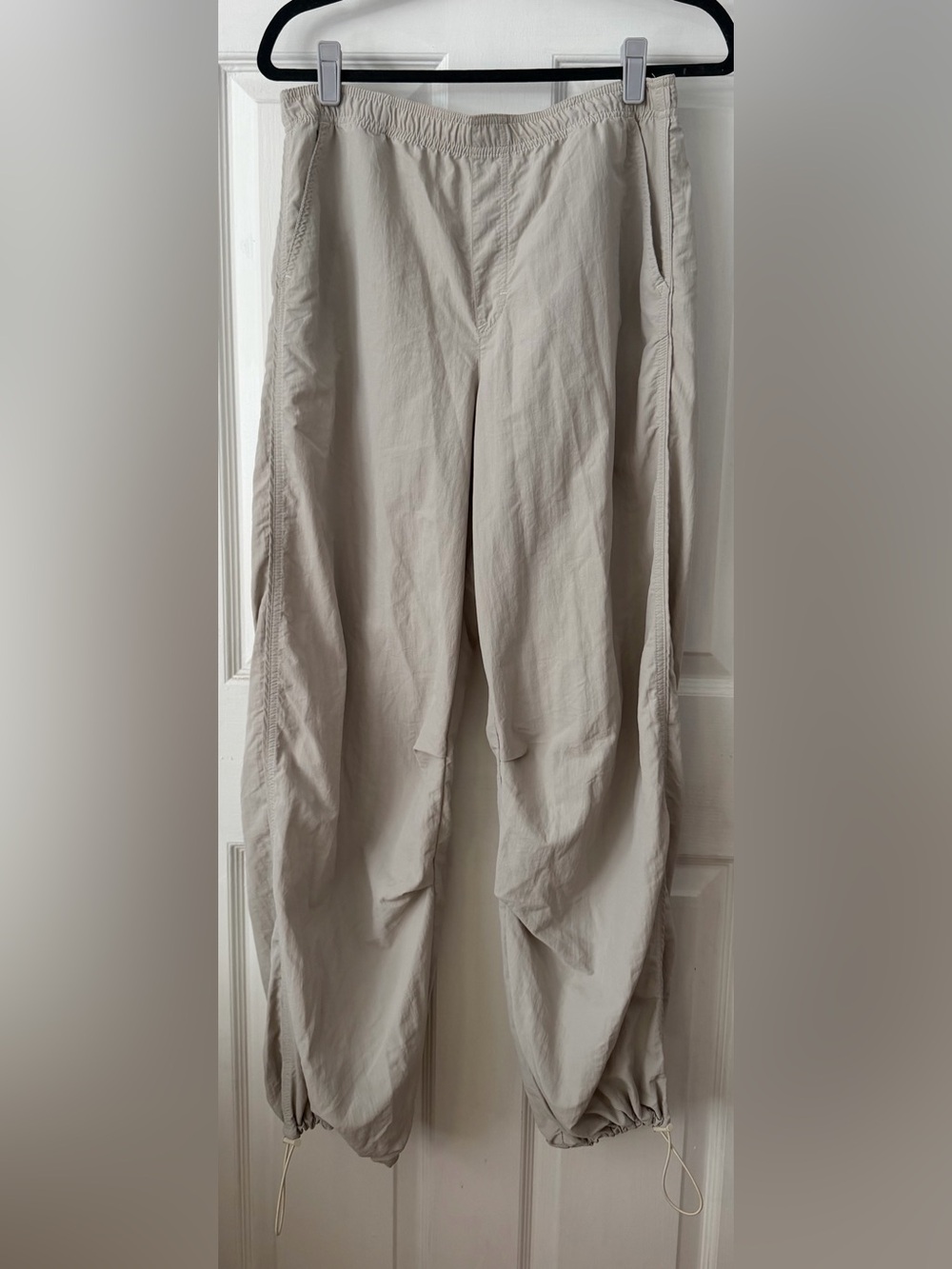 Zara Parachute Cargo Pants M Beige Nylon Drawstring Jogger Utility